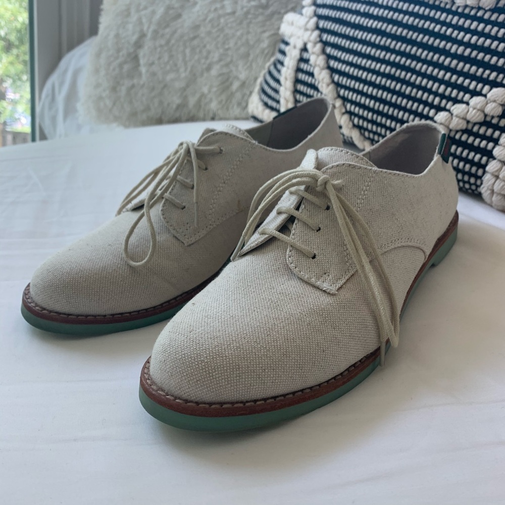 Women’s Oxford shoes